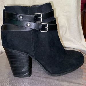 Torrid ankle heel boots size9W